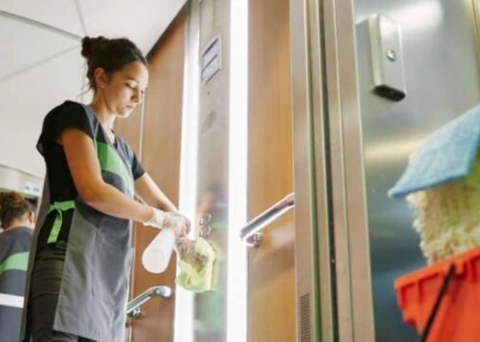 Reinigung der Gemeinschaftsbereiche von Gebäuden in Hamburg-Ohlsdorf 22309